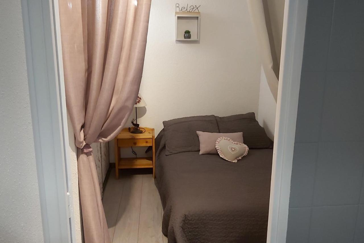 Beautiful Studio With Balcony In Briancon Exteriör bild