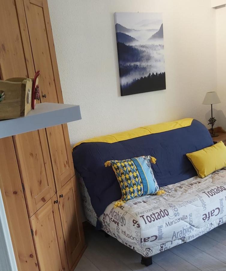 Beautiful Studio With Balcony In Briancon Exteriör bild